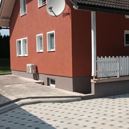 Apartment Igor - Holiday Home Ostarije Extérieur photo