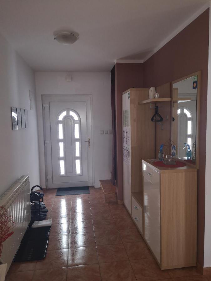 Apartment Igor - Holiday Home Ostarije Extérieur photo